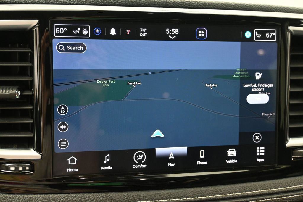 Used 2023 Chrysler Pacifica Limited FWD image 32
