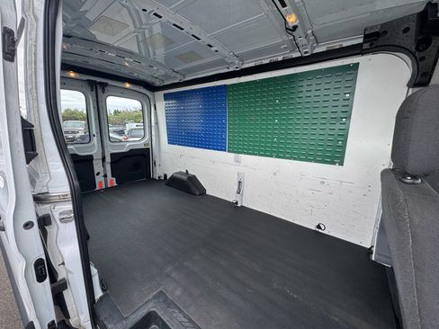 Used 2015 Ford Transit 250 148 Medium Roof RWD image 8