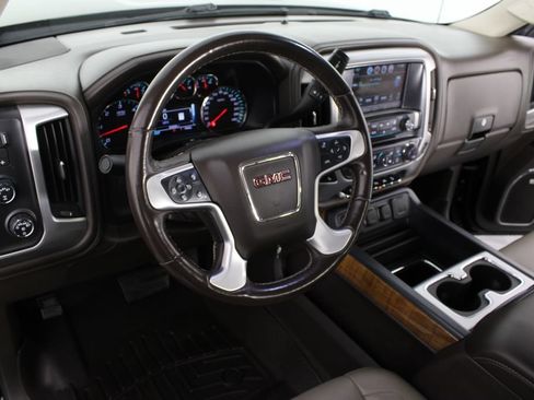 Used 2018 GMC Sierra 1500 SLT AWD/4WD image 9