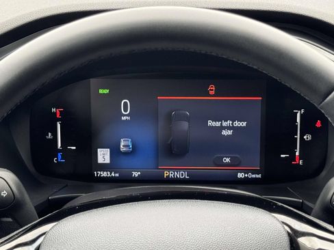Used 2025 Ford Escape SE FWD image 18