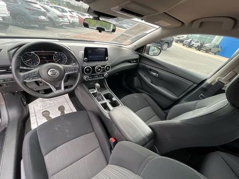 Used 2023 Nissan Sentra SV w/ All-Weather Package FWD image 18