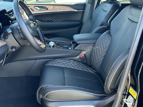 New 2025 Jeep Grand Cherokee L Summit image 13