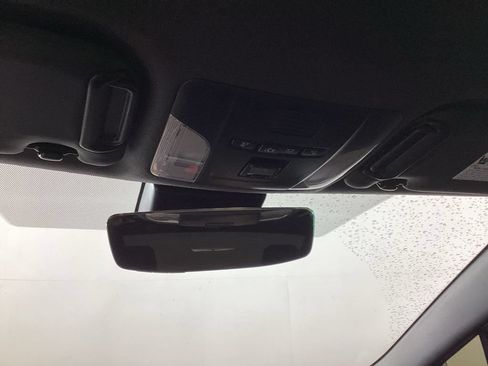 Used 2022 Toyota Corolla SE FWD image 14