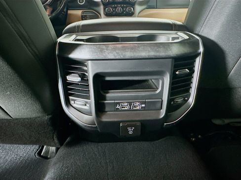 Used 2019 RAM 2500 Big Horn image 28