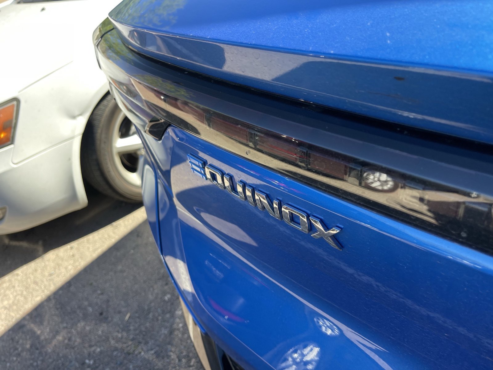 Used 2024 Chevrolet Equinox EV LT FWD image 4