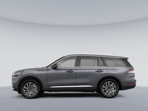 Used 2023 Lincoln Aviator AWD w/ Premium Package image 2