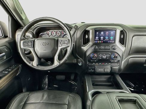 Used 2020 Chevrolet Silverado 1500 LT Trail Boss AWD/4WD image 12