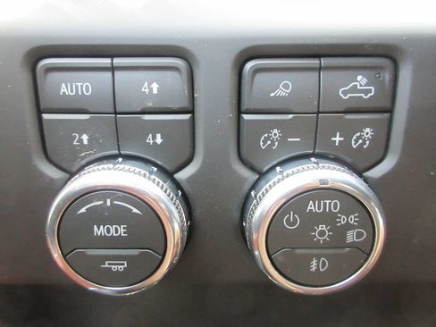 New 2026 GMC Sierra 2500 Denali Ultimate AWD/4WD image 19