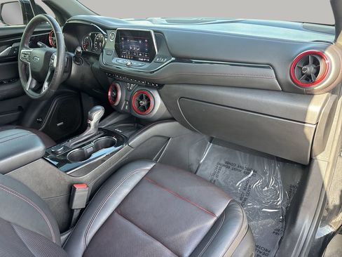 Used 2019 Chevrolet Blazer RS image 12