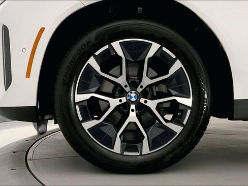 Used 2025 BMW X3 xDrive30i w/ Premium Package image 8