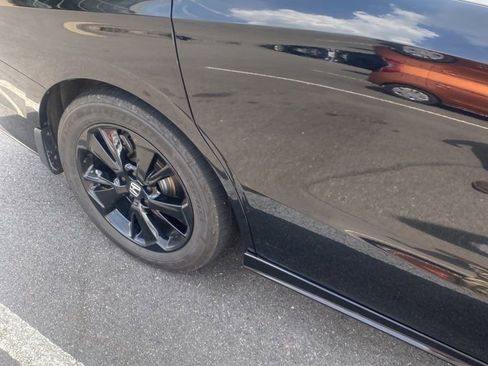 Used 2023 Honda Odyssey Sport image 5