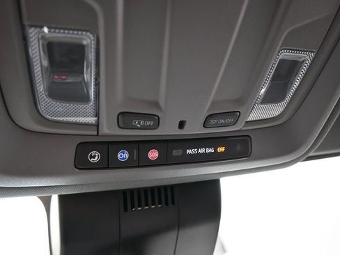 Used 2023 Chevrolet Silverado 1500 LT RWD image 29