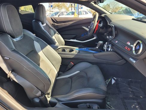 Used 2023 Chevrolet Camaro SS image 18