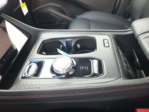 Used 2024 Jeep Wagoneer Launch Edition image 31