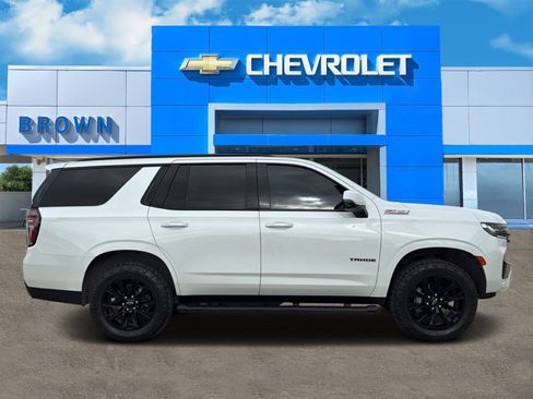 Used 2021 Chevrolet Tahoe Z71 w/ Z71 Off-Road Package AWD/4WD image 2