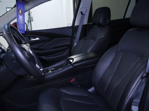 Used 2019 Buick Envision Essence image 14