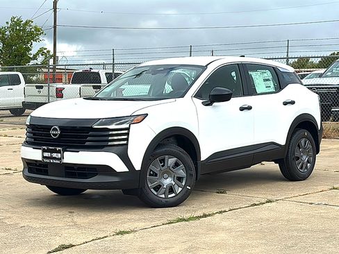 New 2026 Nissan Kicks S FWD image 2
