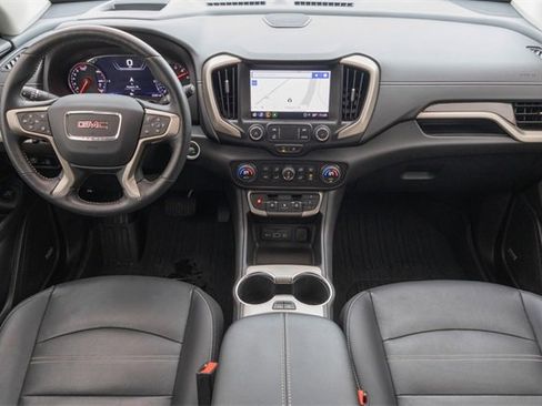 Used 2022 GMC Terrain Denali w/ Denali Premium Package image 22