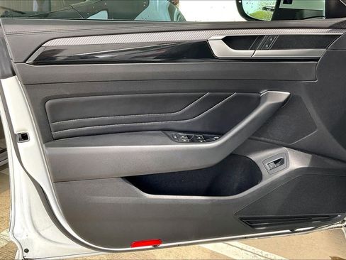 Used 2023 Volkswagen Arteon SEL w/ Arteon MDO Package image 22