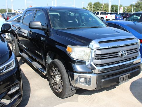 Used 2014 Toyota Tundra SR5 w/ SR5 Upgrade Package AWD/4WD image 3