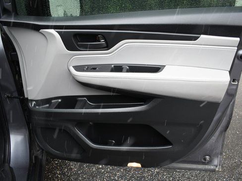 Used 2021 Honda Odyssey EX-L image 24