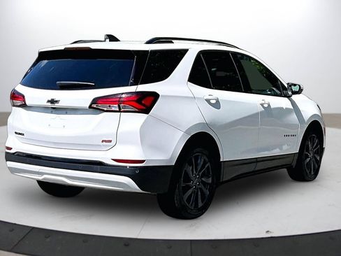 Used 2024 Chevrolet Equinox RS FWD image 9