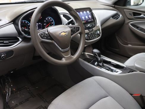 Used 2022 Chevrolet Malibu LT image 17