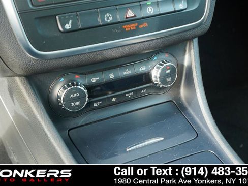 Used 2015 Mercedes-Benz CLA 250 image 37