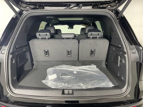 New 2026 Chevrolet Traverse High Country AWD/4WD image 16