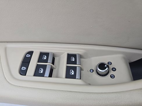 Used 2022 Audi A4 2.0T Premium w/ Convenience Package image 26