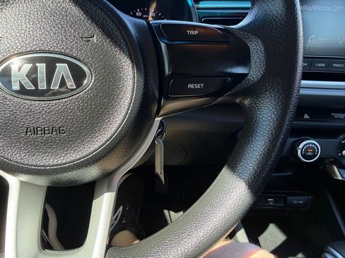 Used 2021 Kia Rio LX FWD image 24