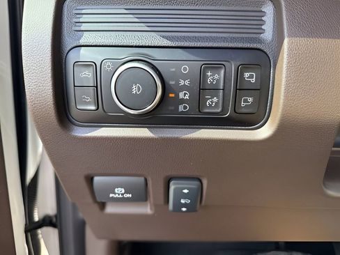 Used 2025 Ford F250 King Ranch w/ Chrome Package AWD/4WD image 21