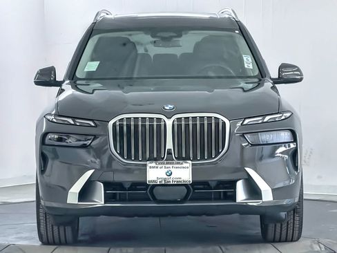 Used 2026 BMW X7 xDrive40i AWD/4WD image 10