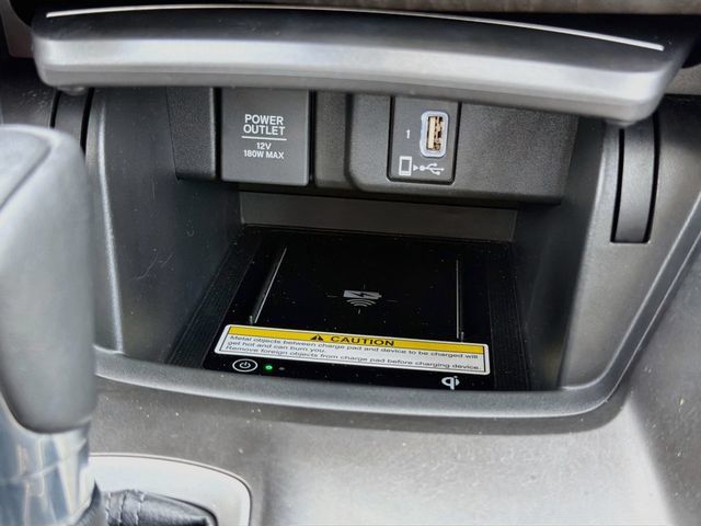 Used 2018 Honda Accord Touring image 29