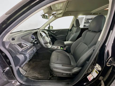 Used 2020 Subaru Forester Premium AWD/4WD image 13