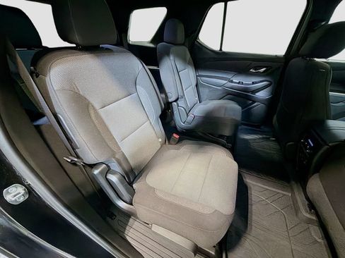 Used 2023 Chevrolet Traverse LT w/ LPO, Floor Liner Package AWD/4WD image 25