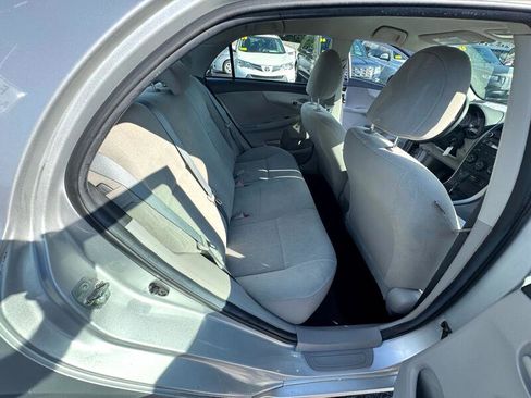 Used 2013 Toyota Corolla LE Special Edition image 14