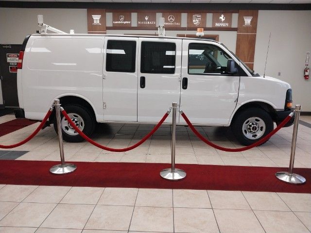 Used 2013 GMC Savana 2500 w/ Cold Climate Package RWD image 7