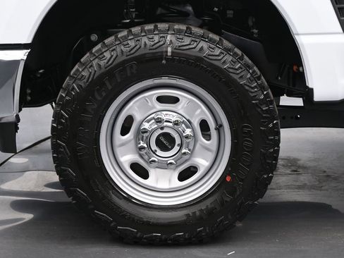 New 2026 Ford F250 XL image 26