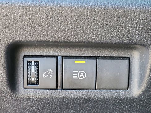 Certified 2025 Toyota RAV4 LE AWD/4WD image 22