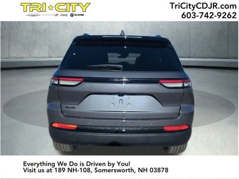 New 2025 Jeep Grand Cherokee Limited image 4