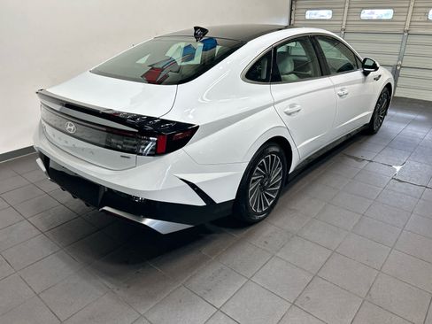 Used 2026 Hyundai Sonata SEL FWD image 3