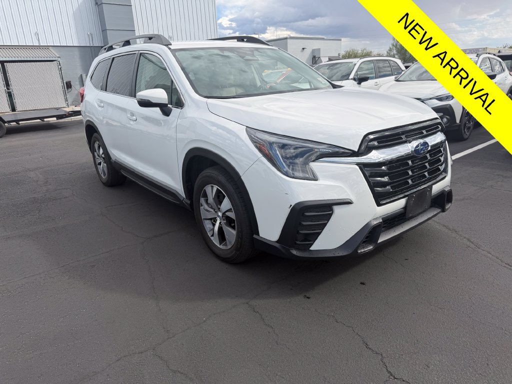Used 2023 Subaru Ascent Premium w/ Convenience Package AWD/4WD image 1