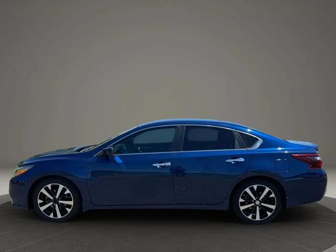 Used 2018 Nissan Altima 2.5 SR FWD image 5