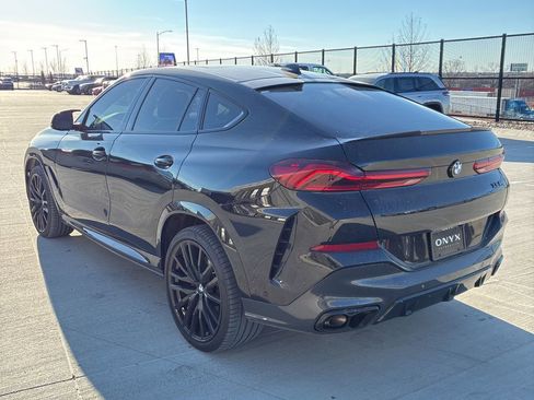 Used 2022 BMW X6 M50i w/ Executive Package image 3