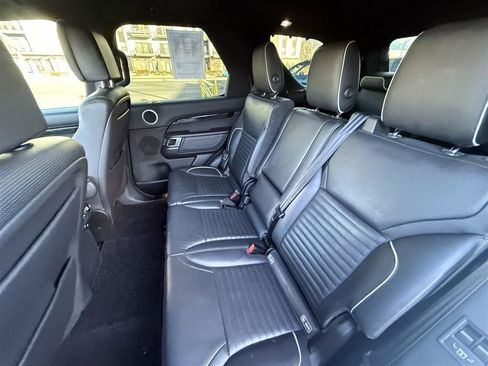Used 2020 Land Rover Discovery HSE Luxury AWD/4WD image 28