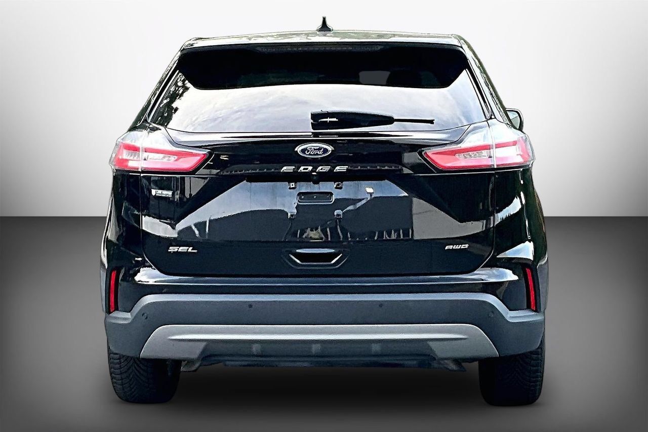 Used 2024 Ford Edge SEL AWD/4WD image 7