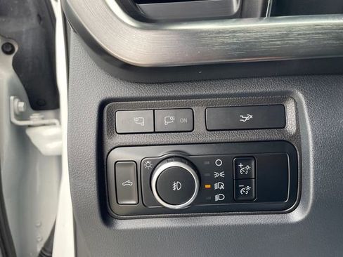 Used 2024 Ford F250 Lariat w/ Sport Appearance Package AWD/4WD image 27