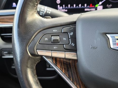 Used 2022 Cadillac Escalade ESV Premium Luxury AWD/4WD image 38