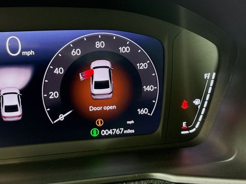 Certified 2025 Honda Accord SE image 11